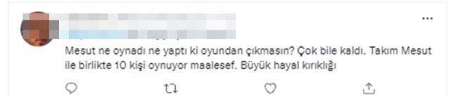 Mesut artık taraftarın da sabrını taşırdı! Milyonlar seyrederken hocasına etmediği küfür kalmadı Mesut artık taraftarın da sabrını taşırdı! Milyonlar seyrederken hocasına etmediği küfür kalmadı