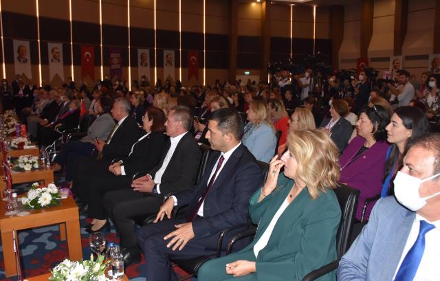 Kılıçdaroğlu'nun katıldığı çalıştayda protokol kavgası! Belediye başkanı yerini beğenmedi