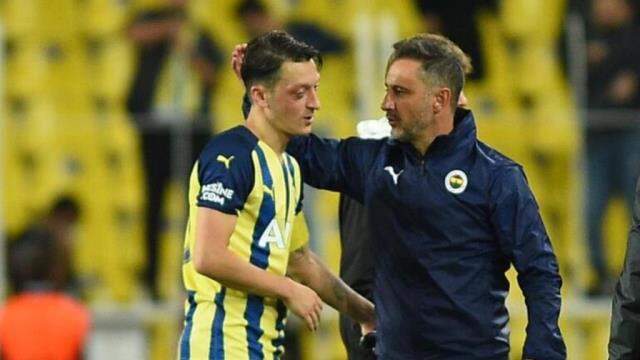 Daha ligin ilk yarısı bitmedi! Vitor Pereira'ya ilk ciddi uyarı Daha ligin ilk yarısı bitmedi! Vitor Pereira'ya ilk ciddi uyarı