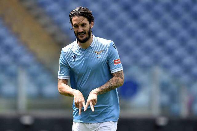 Hakan Çalhanoğlu'nun bileti kesildi! Devre arasında Inter'den gönderiliyor Hakan Çalhanoğlu'nun bileti kesildi! Devre arasında Inter'den gönderiliyor
