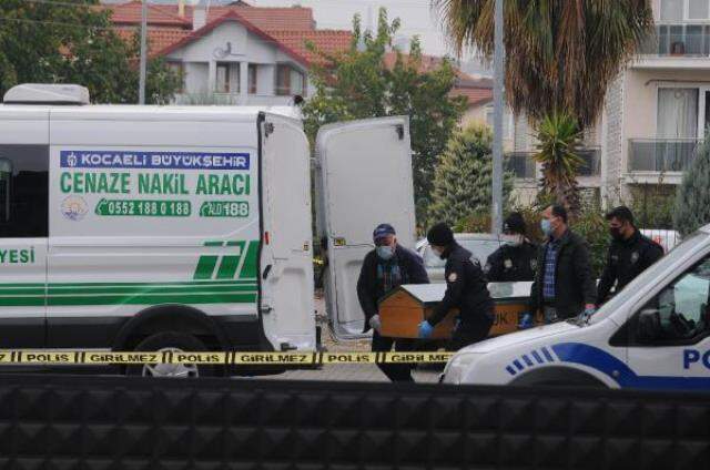 AYRILMAK İSTEYEN KADIN ARKADAŞINI TAKSİDE ÖLDÜRDÜ, CESETLE EMNİYETE GİDİP TESLİM OLDU