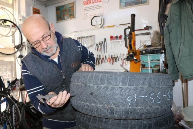 Zorunlu kış lastiği uygulaması 1 Aralık'ta başlıyor: 846 TL cezası var Zorunlu kış lastiği uygulaması 1 Aralık'ta başlıyor: 846 TL cezası var