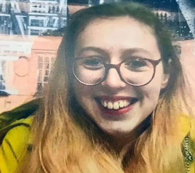 Üniversitenin yanlışlıkla attığı mesaj 21 yaşındaki genç kızın sonunu getirdi Üniversitenin yanlışlıkla attığı mesaj 21 yaşındaki genç kızın sonunu getirdi