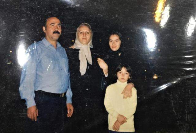 'Vatansız' Türk kızının dram! Yetkililerden yardım bekliyor 'Vatansız' Türk kızının dram! Yetkililerden yardım bekliyor