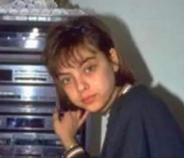 Görenler tanıyamıyor! İşte Ebru Gündeş'in hiç bilinmeyen fotoğrafları