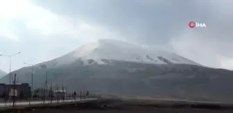 Palandöken beyaza büründü