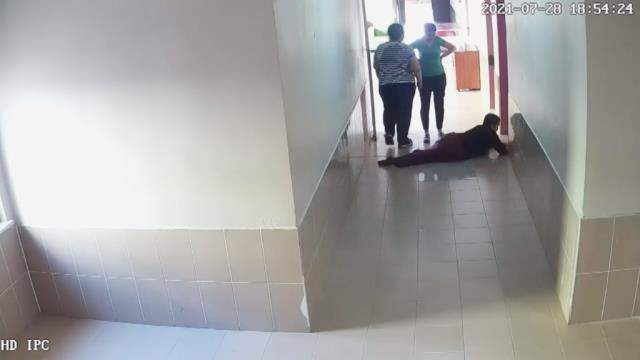 Rehabilitasyon merkezinde engelli kişiye kayıtsız kalınan görüntülere soruşturma Rehabilitasyon merkezinde engelli kişiye kayıtsız kalınan görüntülere soruşturma