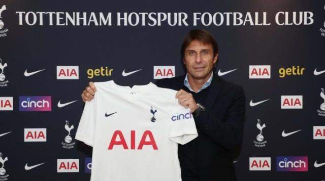 Ronaldo'nun oynadığı Manchester United'ı reddeden Conte, Tottenham'a imza attı Ronaldo'nun oynadığı Manchester United'ı reddeden Conte, Tottenham'a imza attı