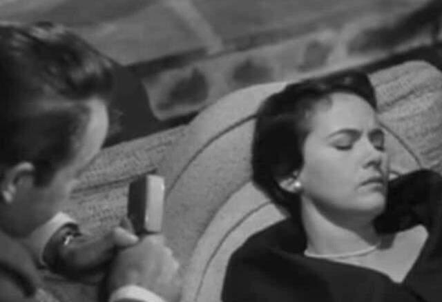 Esrarengiz kadın hala dilden dile dolaşıyor! '100 yıl önce yaşadım ve öldüm' diyerek ölüm sonrasını anlattı