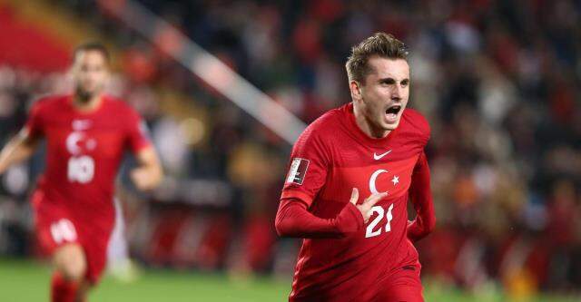Galatasaray ve Kerem arasında kıran kırana pazarlık! Değer görmek istiyor Galatasaray ve Kerem arasında kıran kırana pazarlık! Değer görmek istiyor