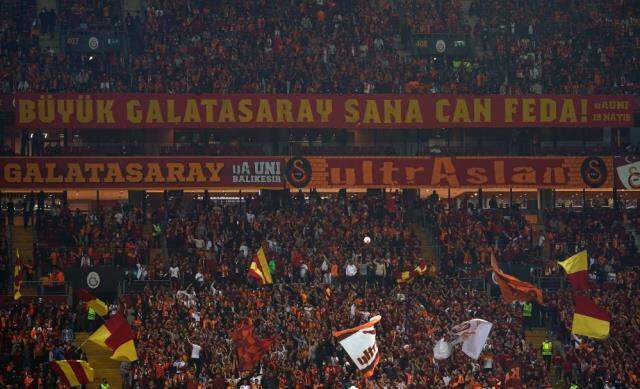 Lokomotiv Moskova maçına taraftarlar akın etti! Galatasaray, 613 gün sonra ilki yaşadı