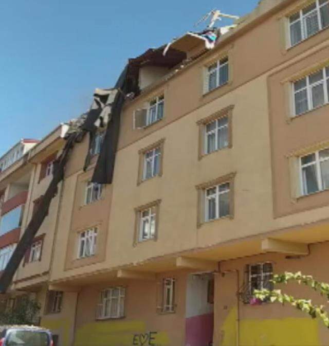 Sultangazi'de 5 katlı binanın en üst katında patlama! Ekipler sevk edildi