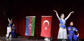 Azerbaycan'ın kalbi Atatürk Üniversitesi'nde attı
