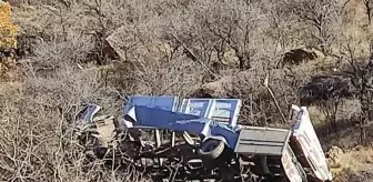 Kayseri'de kamyonetin devrilmesi sonucu 4 kişi yaralandı