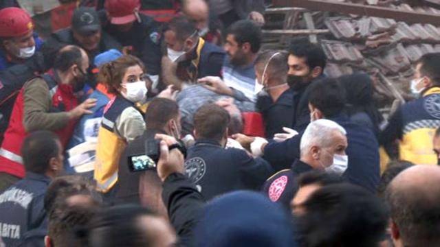 Malatya'da çöken bina ile ilgili feci iddia: Tadilat sırasında kolonu kesildi