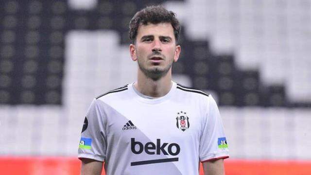 'Alo ben Emre abin' yine devrede! Oğuzhan Özyakup'a sürpriz telefon 'Alo ben Emre abin' yine devrede! Oğuzhan Özyakup'a sürpriz telefon