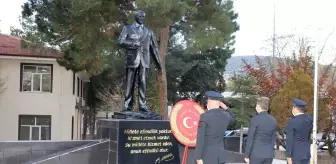 Büyük Önder Atatürk'ü anıyoruz