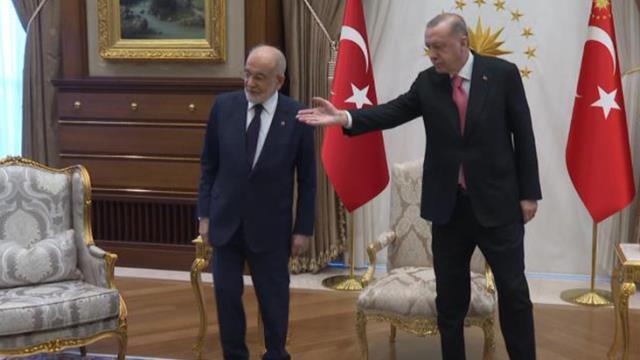 Erdoğan ve Karamollaoğlu arasındaki koltuk krizine Saadet Partisi'nden ilk yorum