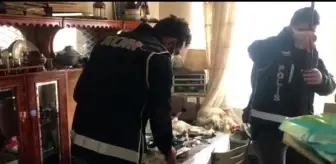 Evinde 284 parça tarihi eserle yakalandı
