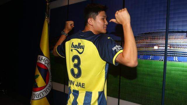 Fenerbahçe'nin Süper Lig maçları Güney Kore'de canlı olarak yayınlanacak Fenerbahçe'nin Süper Lig maçları Güney Kore'de canlı olarak yayınlanacak