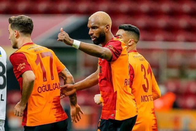 Galatasaray'da Arda Turan'ın sözleşmesi feshediliyor