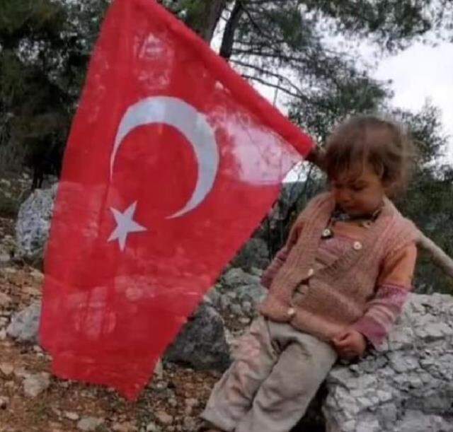 Minik Müslüme kaçırıldı mı? Ailesi çadır kurarken ortadan kaybolan kız çocuğundan 4 gündür haber yok Minik Müslüme kaçırıldı mı? Ailesi çadır kurarken ortadan kaybolan kız çocuğundan 4 gündür haber yok