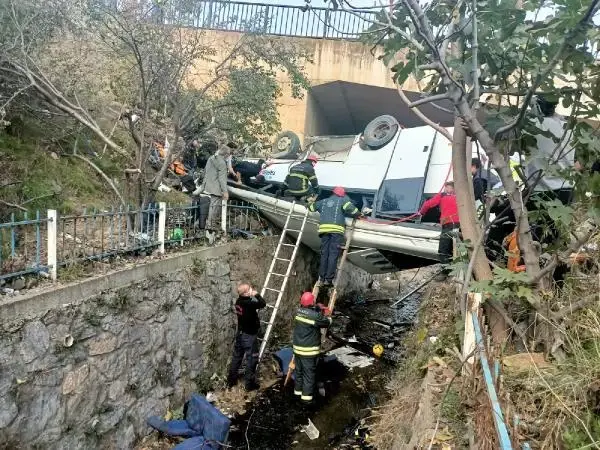 5 kişinin hayatını kaybettiği kazada araç eski, sürücün ise belgeleri eksik çıktı