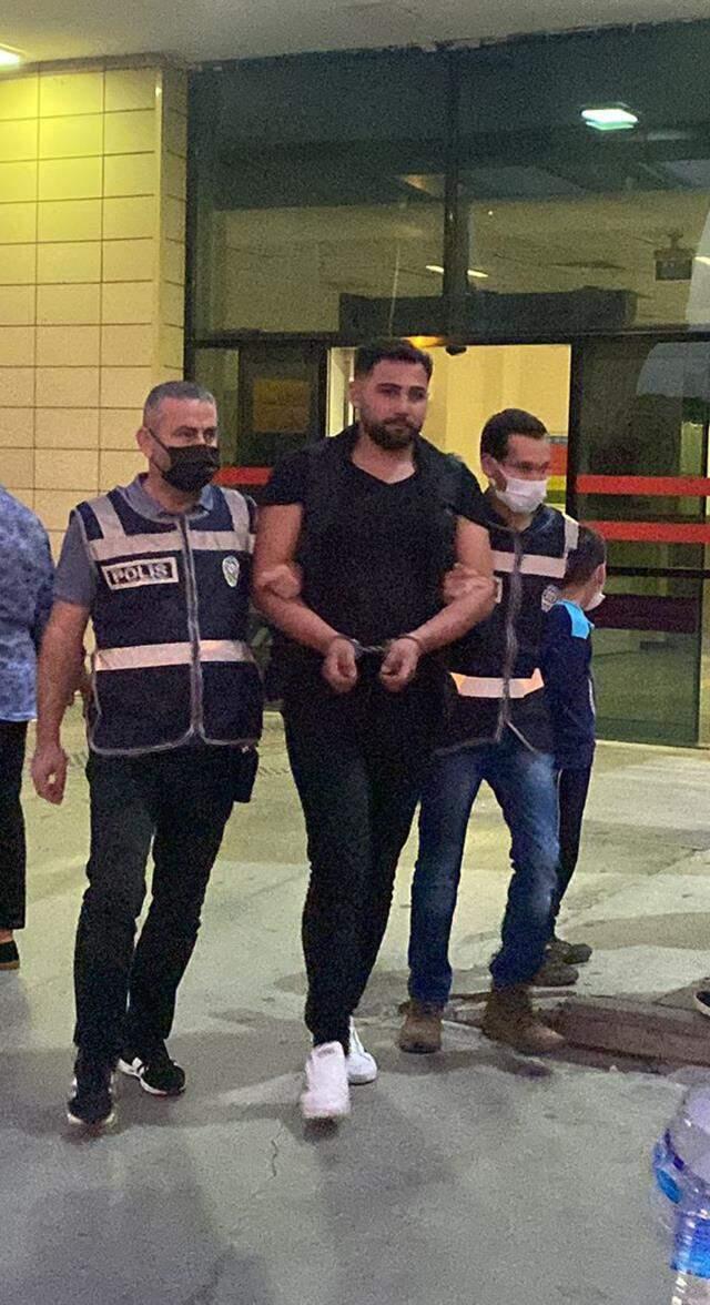 Teknede alkol alan gençler arasındaki kavgada bir kişi bıçaklanarak hayatını kaybetti