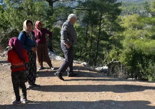 Yörük kız Müslüme 6 gündür aranıyor; 'kaçırılma' ihtimali araştırılıyor