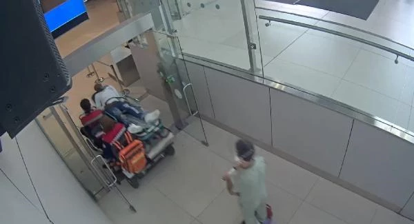 Midesindeki kapsüller patladı, havalimanında hayatını kaybetti