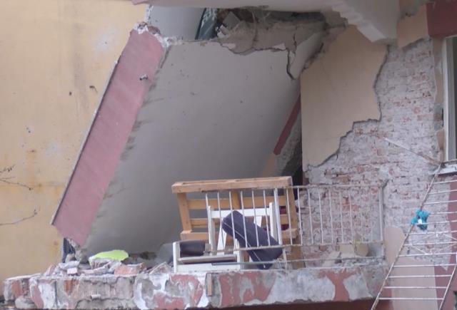 Ankara'daki patlama meydana gelen binadaki hasar gündüz daha net ortaya çıktı