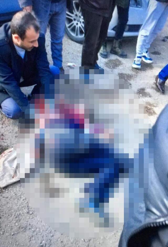 Önce eski nişanlısını sonra kendisini bıçakladı! İkisi de kurtarılamadı