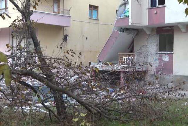 Patlama meydana gelen binadaki hasar gündüz daha net ortaya çıktı Patlama meydana gelen binadaki hasar gündüz daha net ortaya çıktı