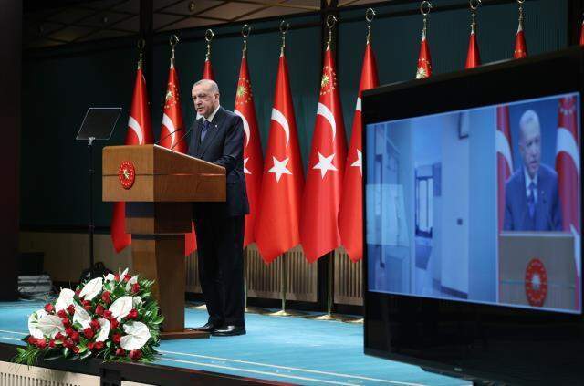 Son Dakika! Erdoğan'dan döviz artışı açıklaması: Kurdaki rekabet gücü istihdamda artışa yol açar