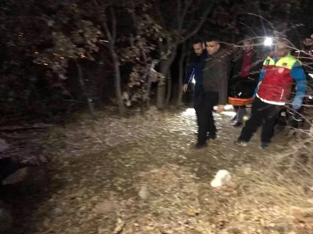 Kayıp olarak aranıyordu, cansız bedeni ormanda ağaca asılı bulundu