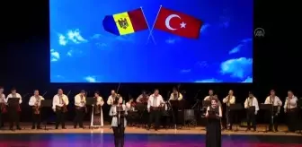 Moldova Akademik Dans Topluluğu Joc, başkentte sahne aldı