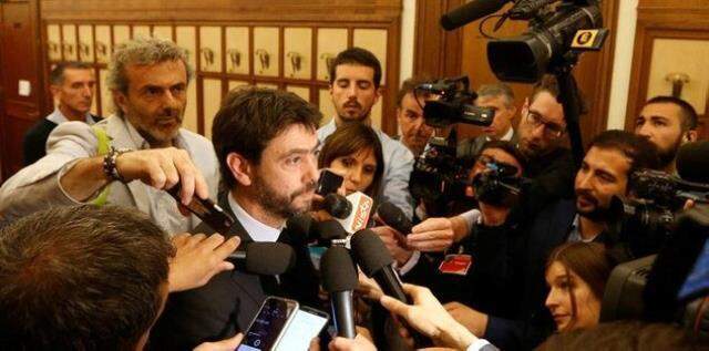 Şikeden küme düşürülen Juventus'a şimdi de 62 transfer hakkında soruşturma! İçlerinde Pjanic de var