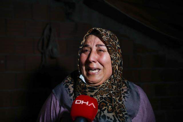 Fırtınada kopan kalas parçasının başına isabet ettiği kadın hayatını kaybetti Fırtınada kopan kalas parçasının başına isabet ettiği kadın hayatını kaybetti