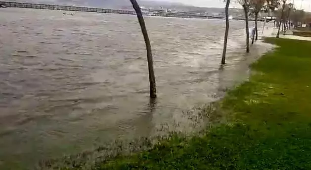 Tekirdağ tsunamiyi andıran görüntüler tüyleri diken diken etti