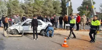 Şanlıurfa'da 4 aracın karıştığı trafik kazasında 1 kişi hayatını kaybetti