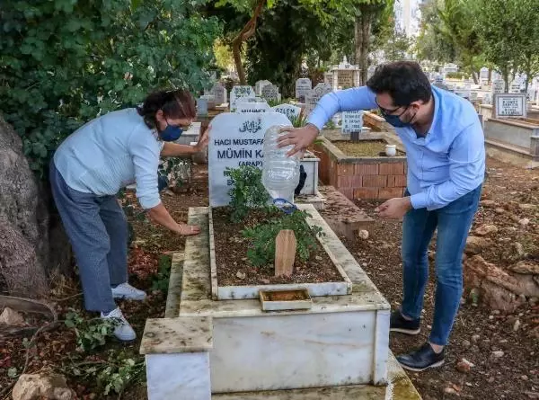 Engelli eşi dövülerek öldürülen kadın, korkudan mezarına gidemiyor