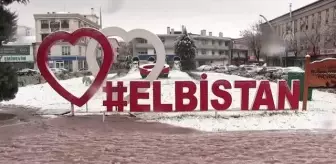 KAHRAMANMARAŞ - Elbistan'a mevsimin ilk karı düştü