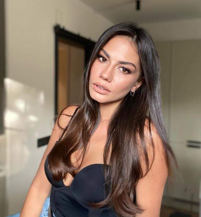 Demet Özdemir'den bomba paylaşım! Sarmaş dolaş dans videosu gündem oldu