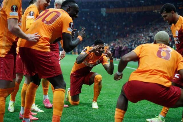 Galatasaray hasılat rekoru kırdı! Taraftar, 4 günde kulübün kasasını doldurdu