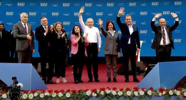 Kılıçdaroğlu'nun mitinginde dikkat çeken iki eksik! İmamoğlu ve Yavaş davet edilmedi mi? Kılıçdaroğlu'nun mitinginde dikkat çeken iki eksik! İmamoğlu ve Yavaş davet edilmedi mi?
