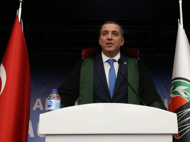 Son Dakika: Türkiye Barolar Birliği'nde Metin Feyzioğlu dönemi sona erdi, yeni başkan Erinç Sağkan oldu