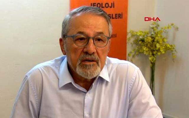 İstanbul'da vatandaşları endişelendiren koku deprem habercisi mi? Prof. Dr. Naci Görür'den yanıt geldi