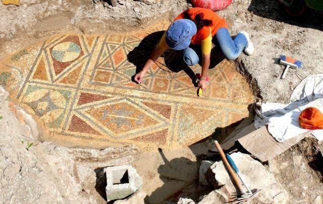 Zeugma'ya rakip olacaktı, 14 senedir gün yüzüne çıkartılmayı bekliyor Zeugma'ya rakip olacaktı, 14 senedir gün yüzüne çıkartılmayı bekliyor