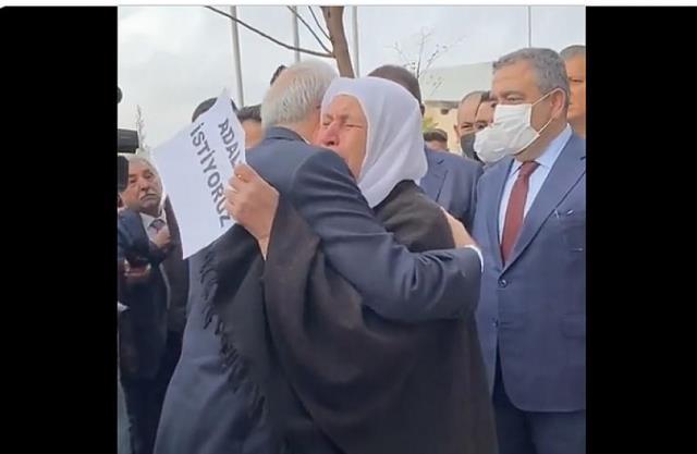 Kemal Kılıçdaroğlu Şanlıurfa'da! Adalet talebinde bulunan Şenyaşar ailesini ziyaret etti!