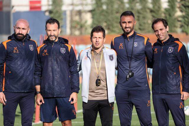 Maç değil para da kazandırıyor! Emre Belözoğlu, Başakşehir'in kasasına mührünü vurdu Maç değil para da kazandırıyor! Emre Belözoğlu, Başakşehir'in kasasına mührünü vurdu